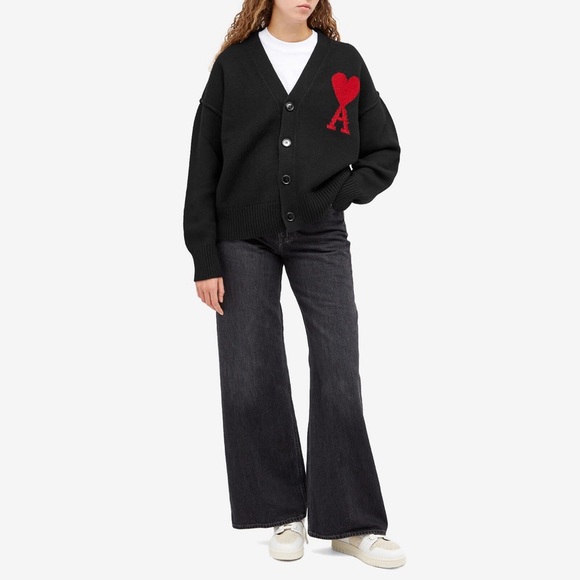 AMI PARISAmi de Coeur Wool Cardigan - gender neutral